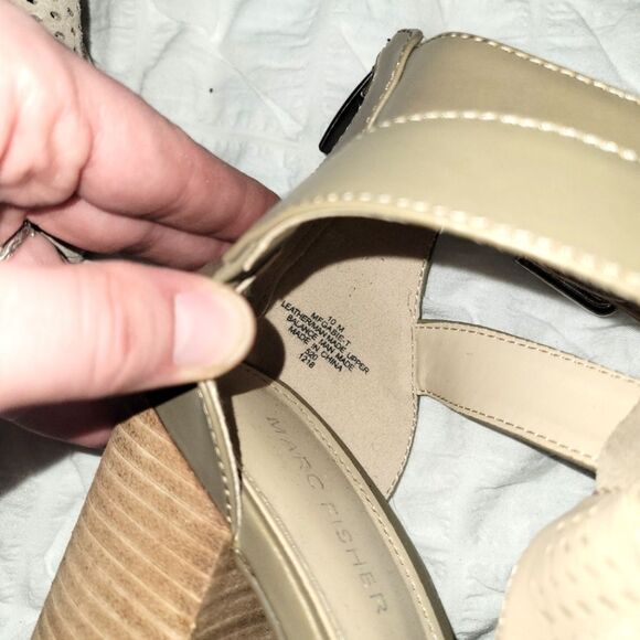 Marc Fisher Leather Perforated Wedges 10 - Picture 10 of 11